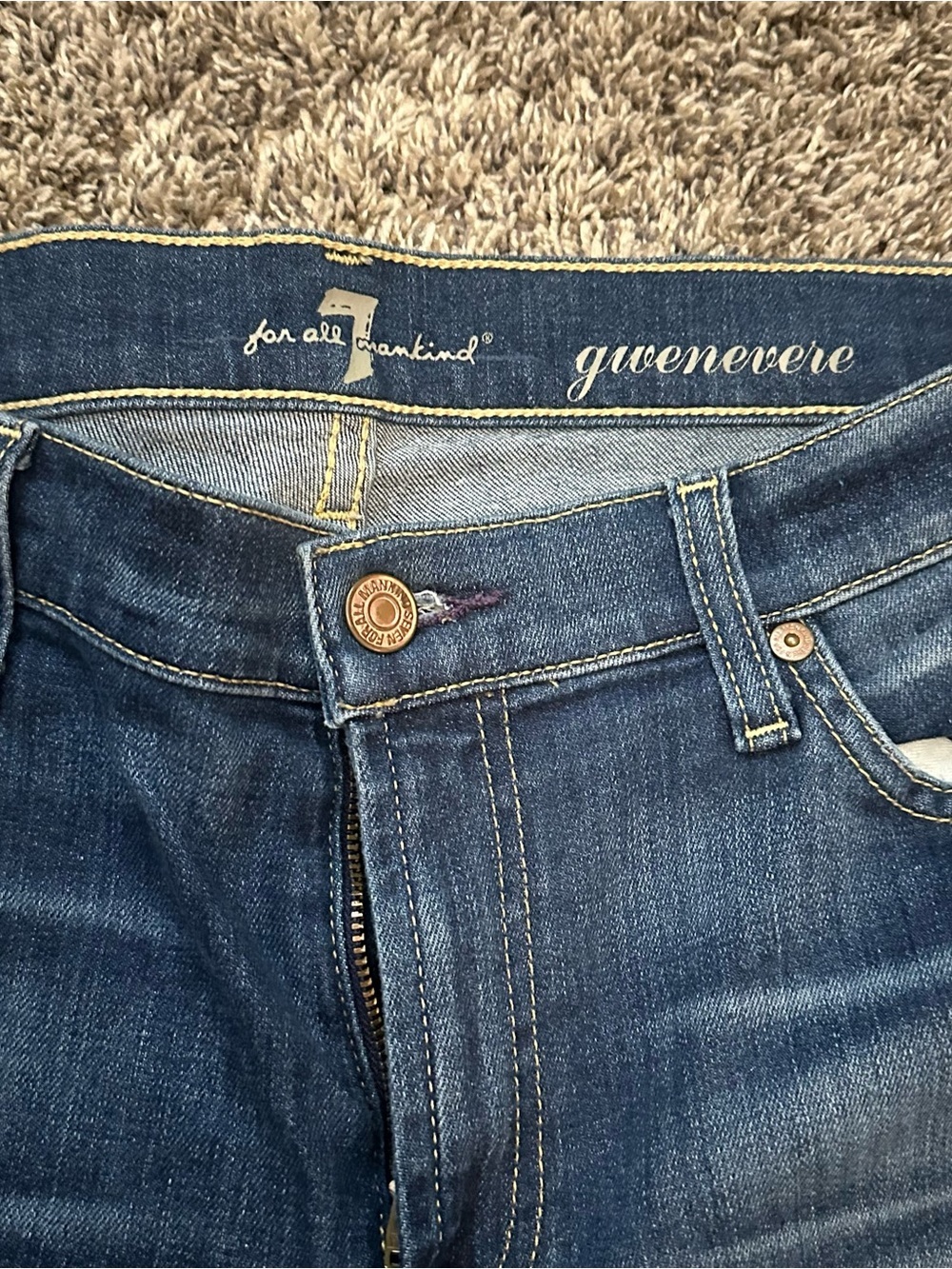 7 For All Mankind Women’s Dark Blue Skinny Jeans with Knee Distress - Picture 4 of 10